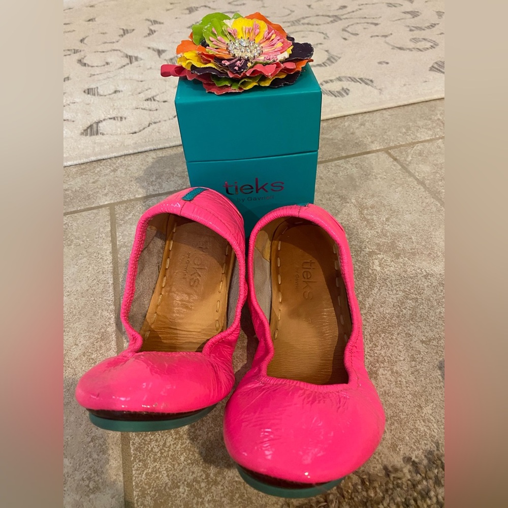 Pop Pink Tieks - well loved! Size 7. 💕